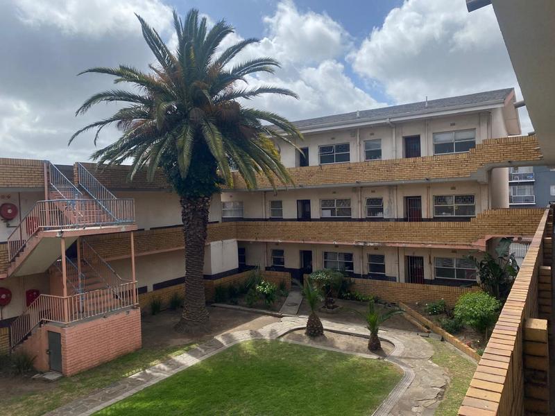 2 Bedroom Property for Sale in Parow Western Cape